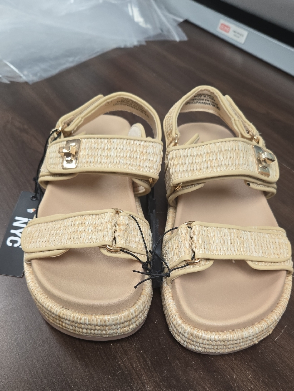 Madden NYC Size 7 Beige Woven Platform Sandal